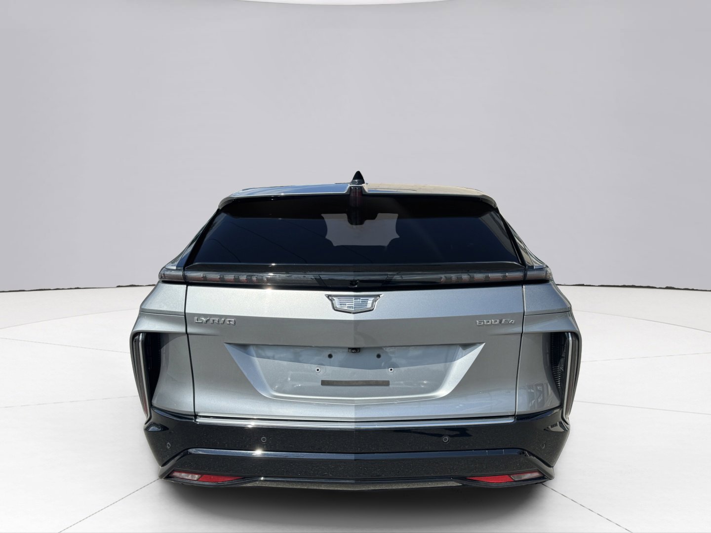 Used 2024 Cadillac Lyriq Luxury w/ LPO, Floor Liner Package image 4