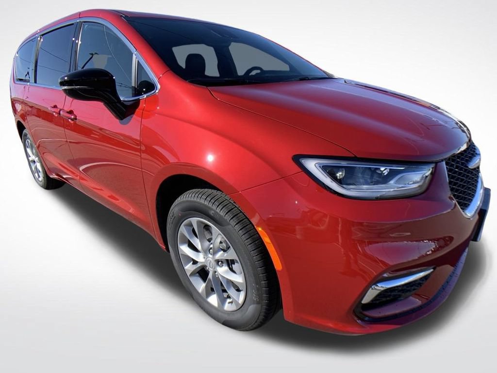 New 2026 Chrysler Pacifica Select AWD/4WD image 7