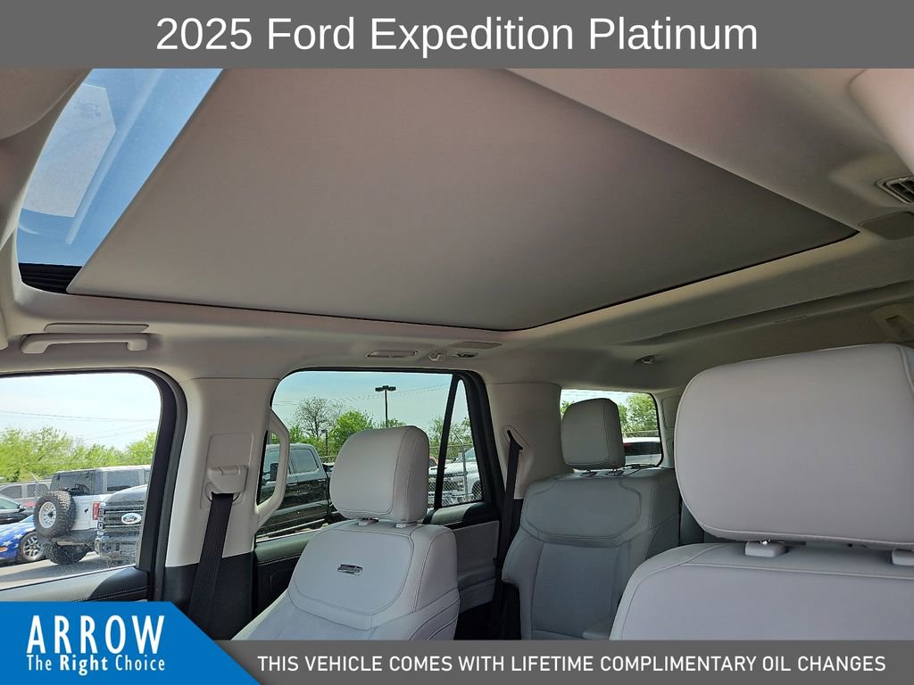 Used 2025 Ford Expedition Platinum w/ Driver's Package image 22