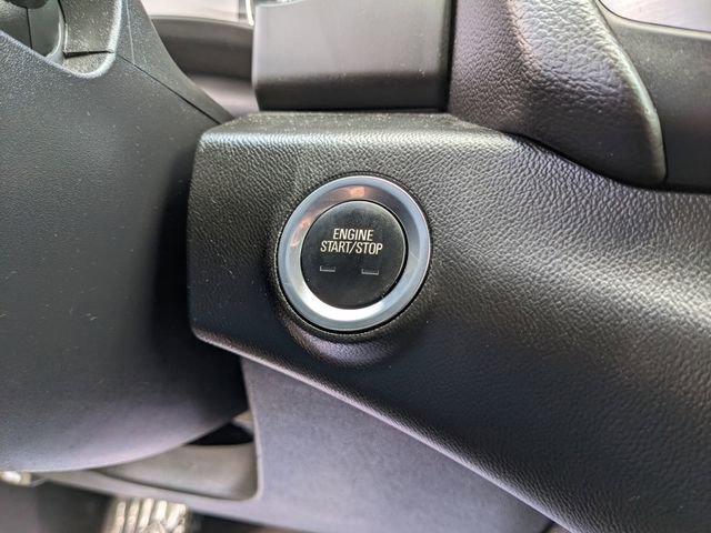 Used 2021 GMC Terrain SLT image 27