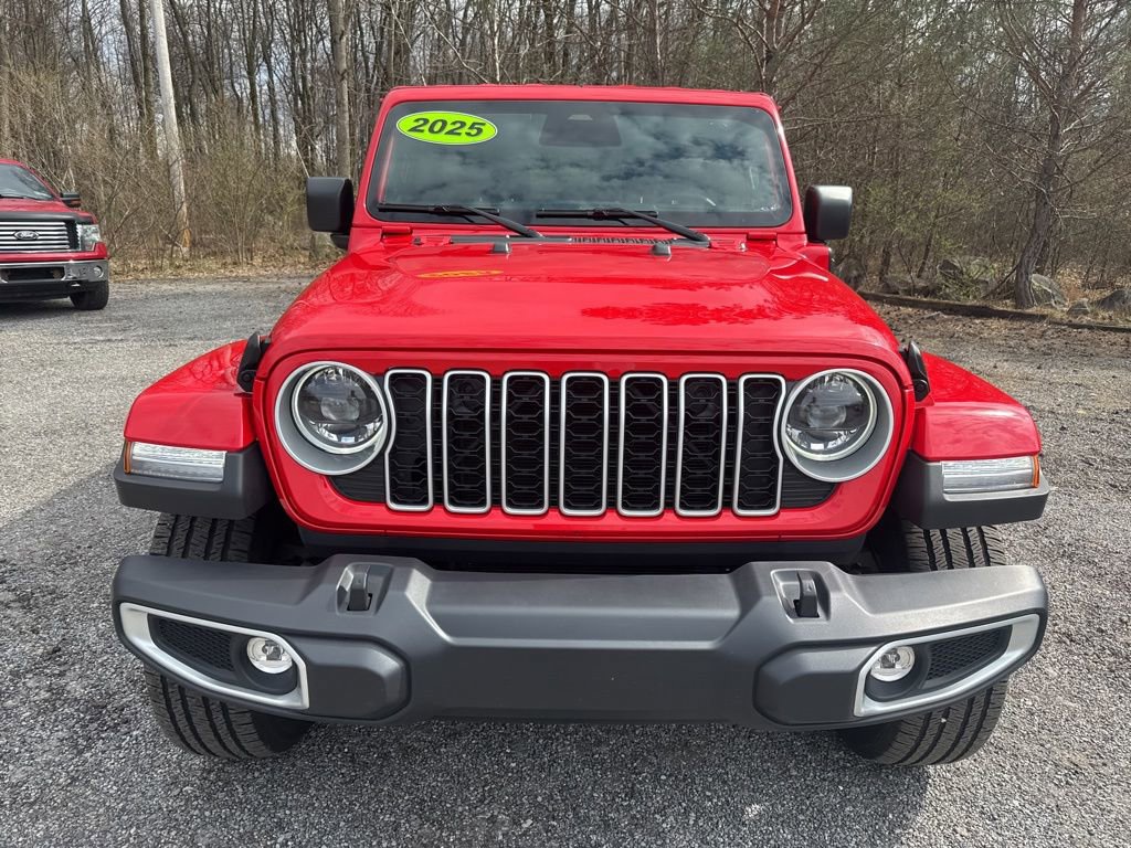 Used 2025 Jeep Wrangler Unlimited Sahara w/ Safety Group image 2