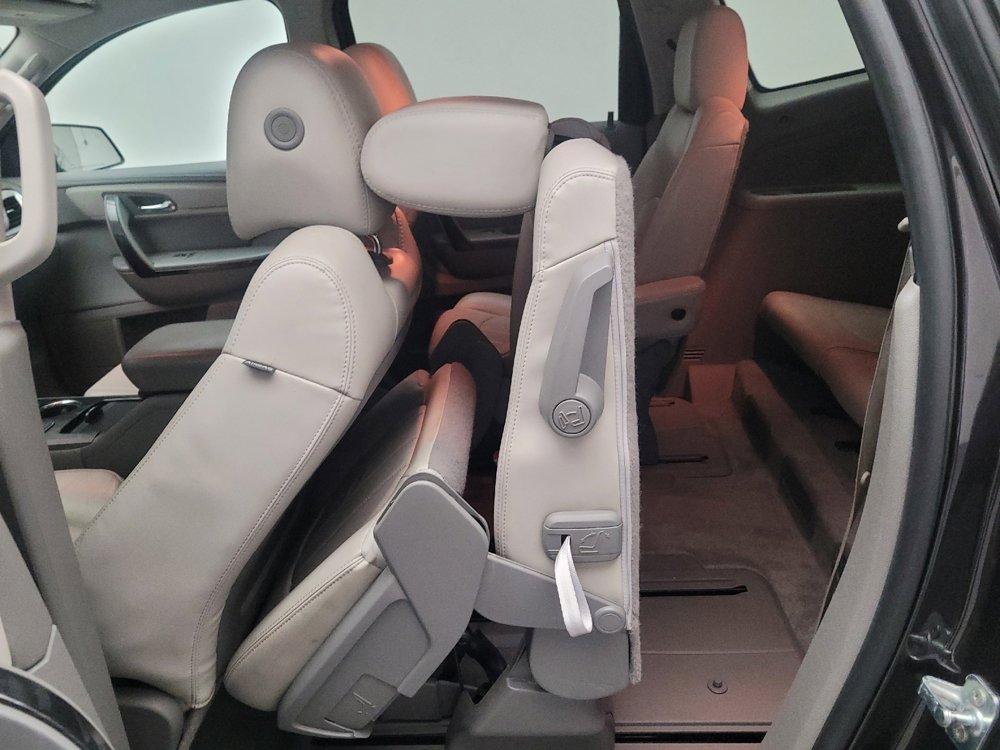 Used 2017 Chevrolet Traverse Premier FWD image 18