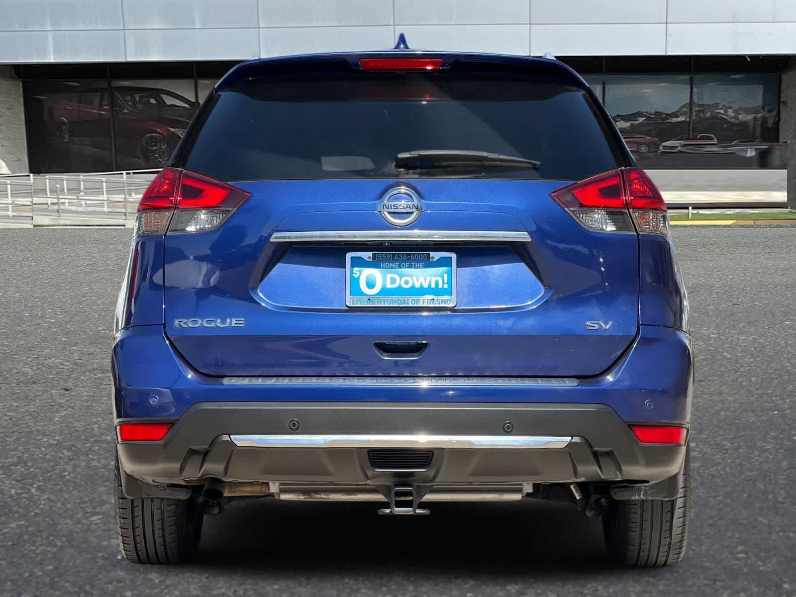 Used 2019 Nissan Rogue SV w/ Premium Package FWD image 8