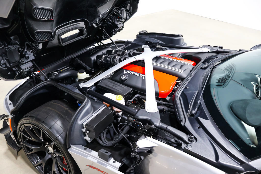 Used 2017 Dodge Viper ACR w/ Extreme Aero Package RWD image 40