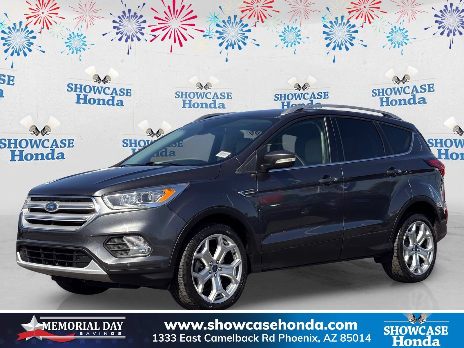 Used 2019 Ford Escape Titanium AWD/4WD image 1