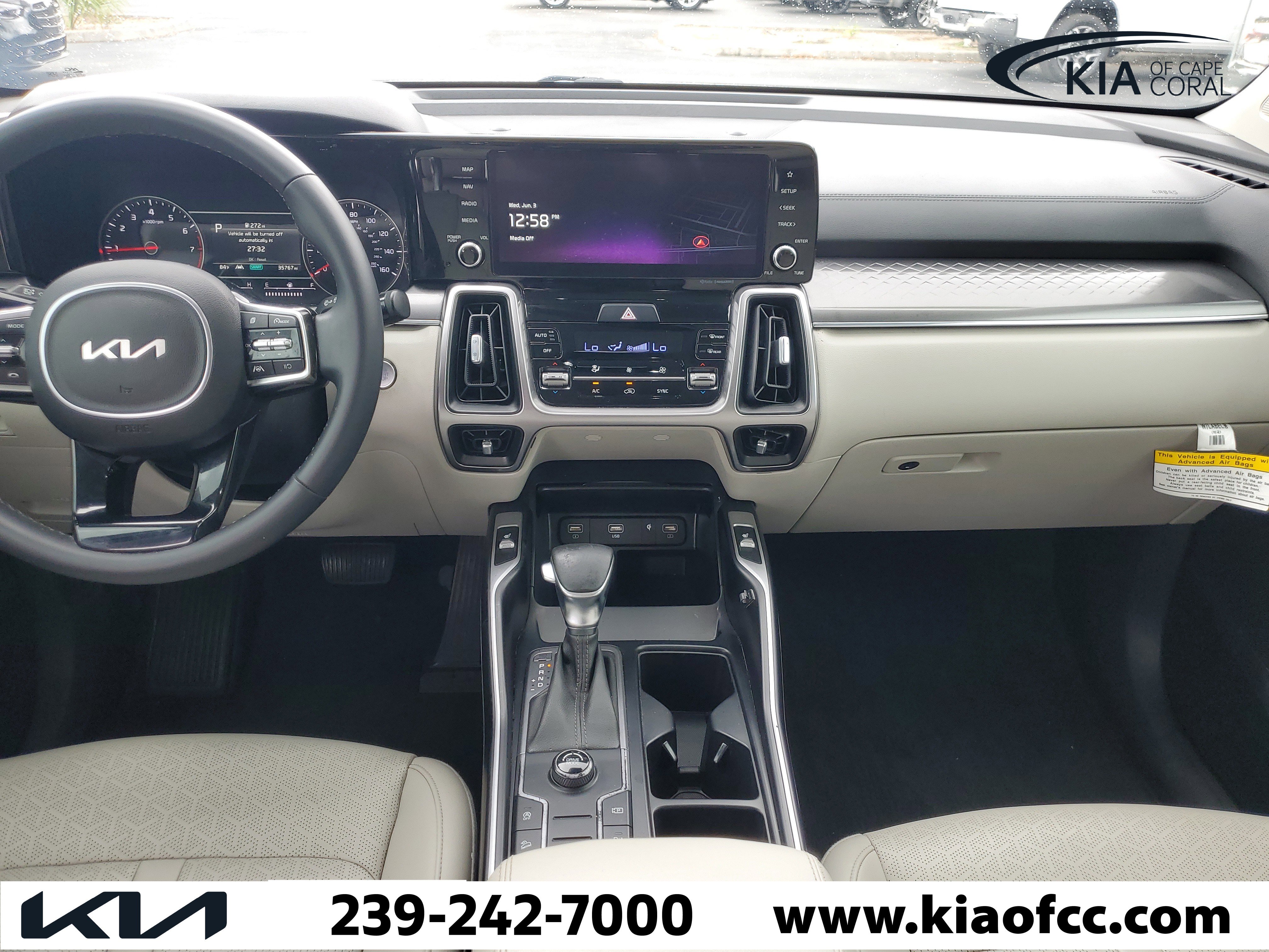 Used 2023 Kia Sorento S w/ Panoramic Sunroof Package FWD image 14