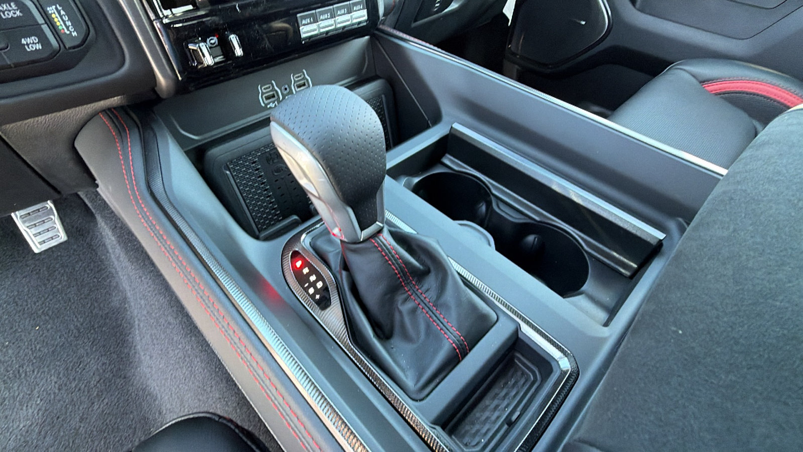 New 2027 RAM 1500 4x4 Crew Cab image 26