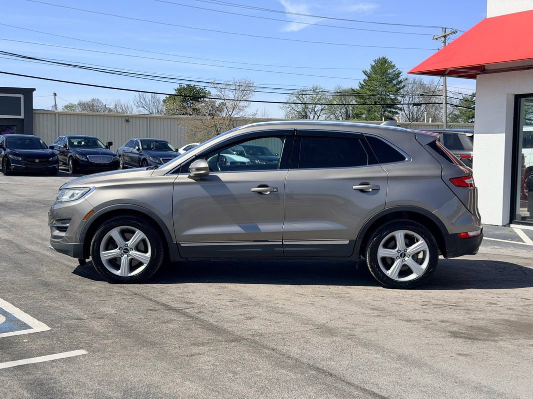 Used 2017 Lincoln MKC Premiere AWD/4WD image 3