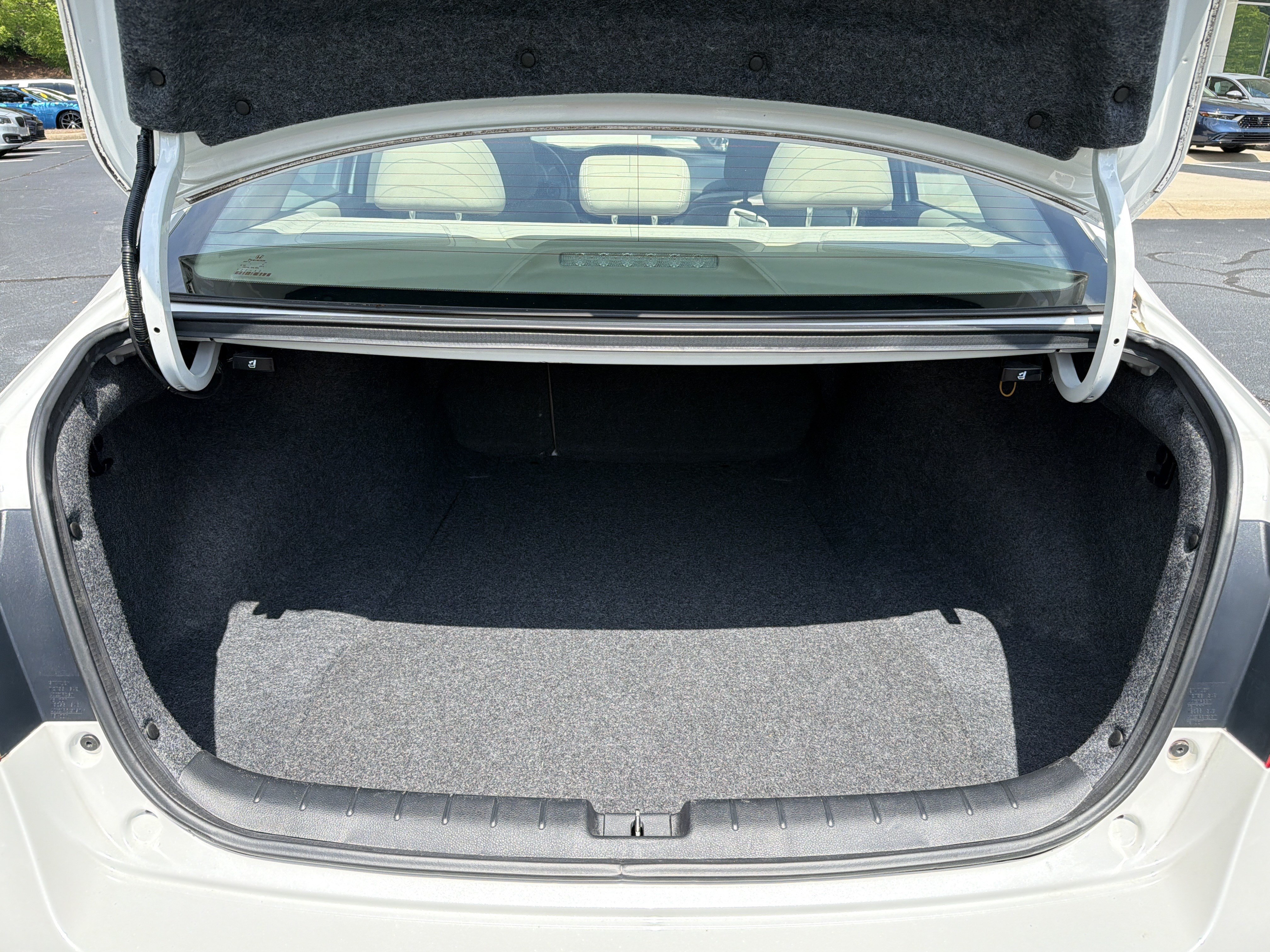Used 2017 Honda Accord EX-L image 24