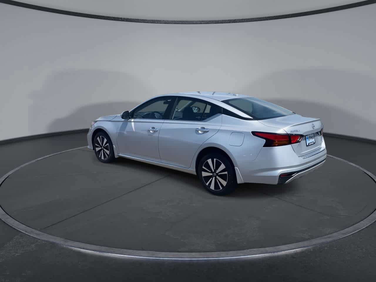 Used 2022 Nissan Altima 2.5 SV AWD/4WD image 7