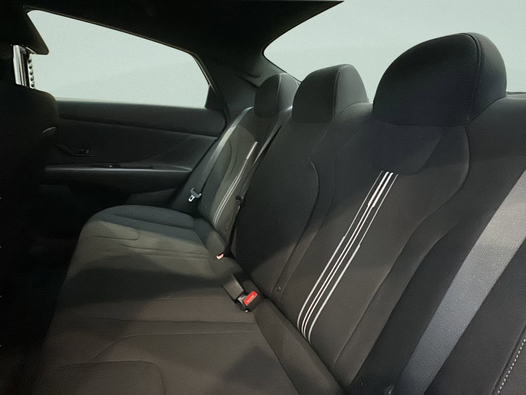 New 2026 Hyundai Elantra Sport image 9