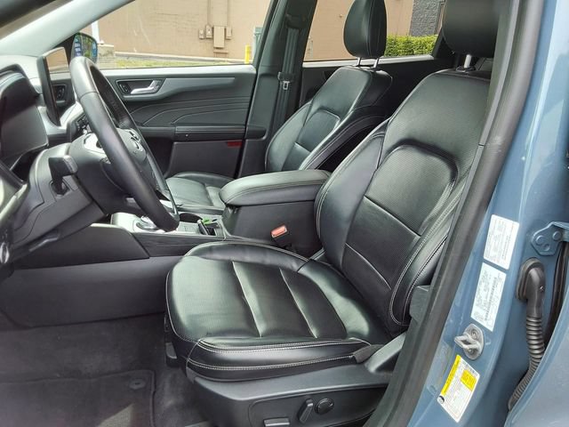 Used 2024 Ford Escape Platinum AWD/4WD image 19