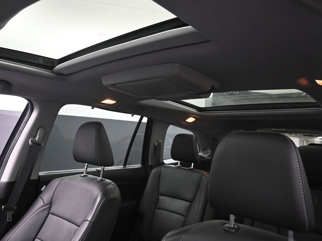 Used 2021 Honda Pilot Elite image 19