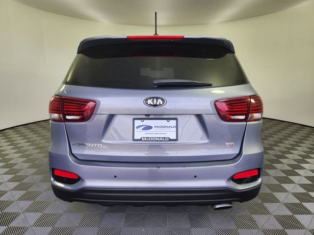 Used 2020 Kia Sorento LX w/ LX I4 Convenience Package image 4