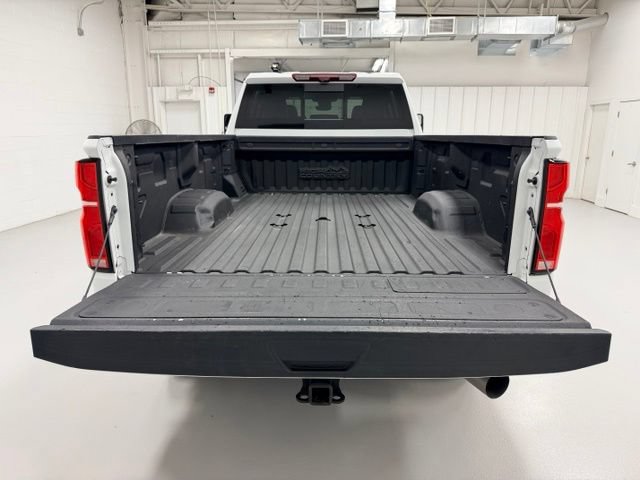 Certified 2024 Chevrolet Silverado 3500 High Country w/ High Country Premium Package AWD/4WD image 28