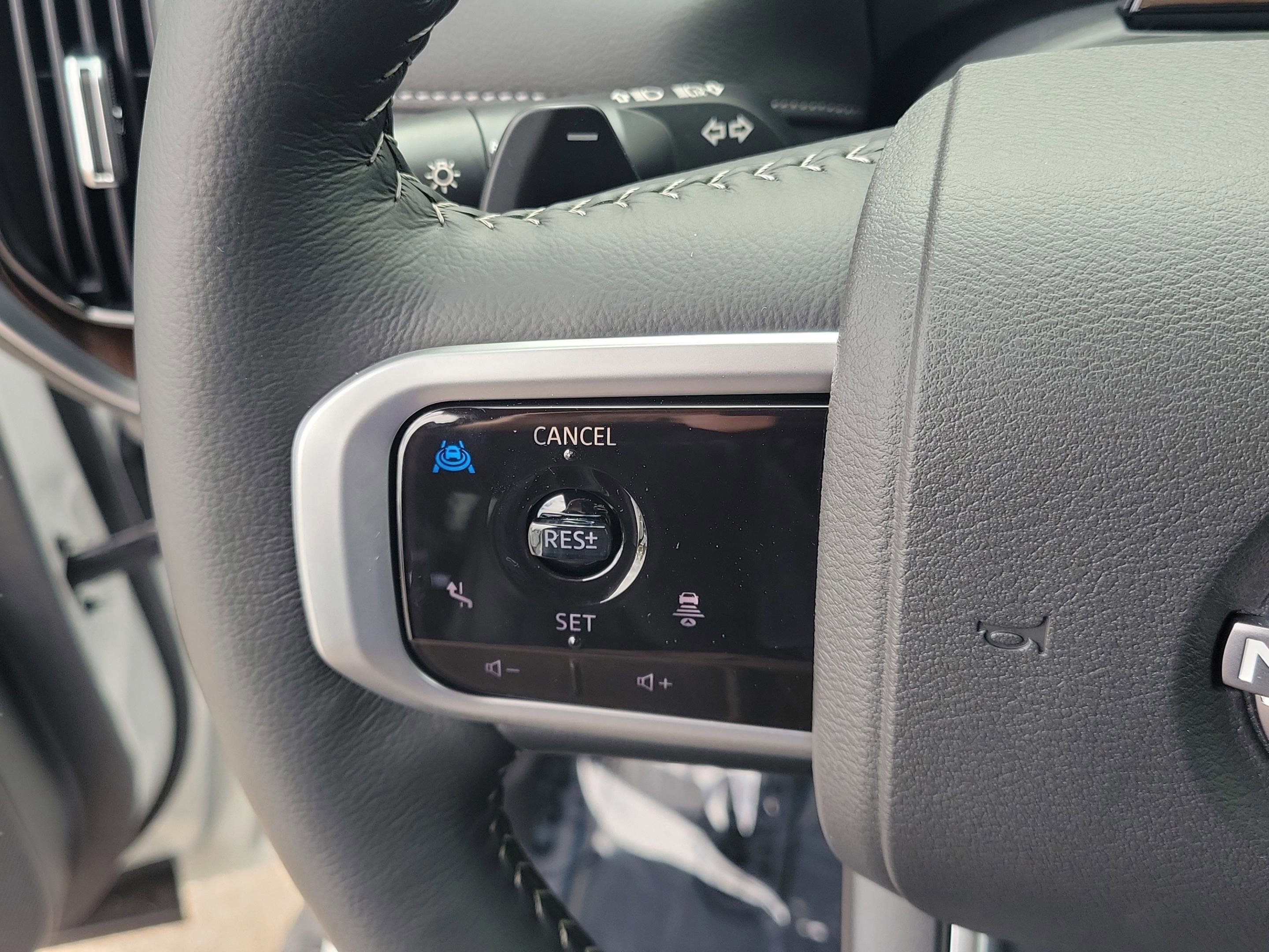 New 2026 Nissan Armada SL w/ Captain's Chari Seat Package RWD image 26