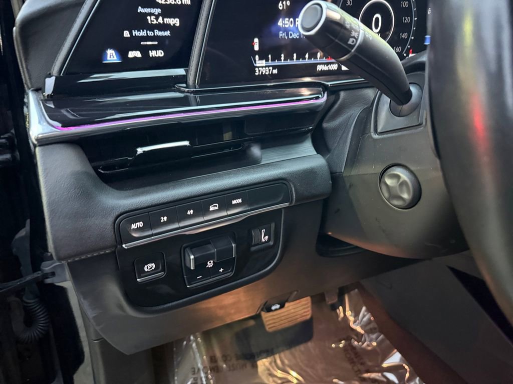 Used 2023 Cadillac Escalade Sport image 14