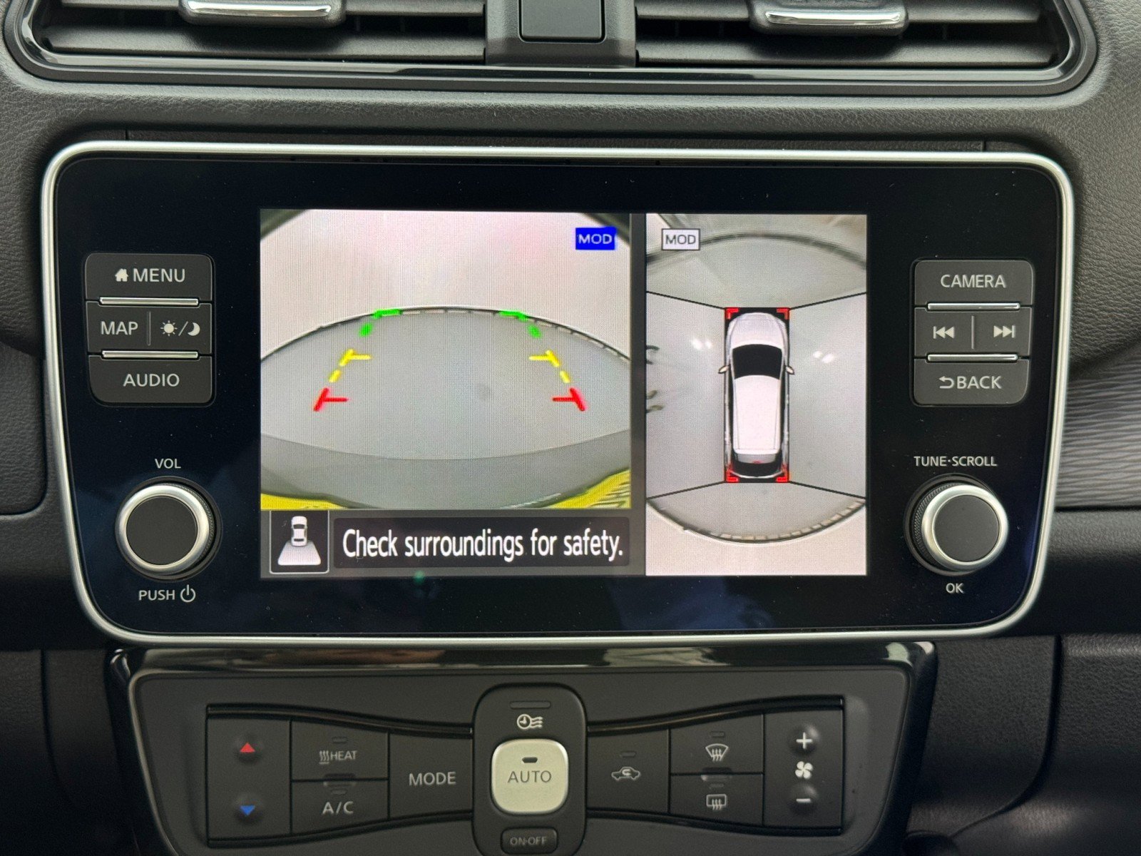 Used 2025 Nissan Leaf SV Plus image 25