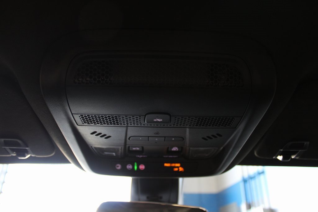 Used 2020 Cadillac XT6 Premium Luxury image 38