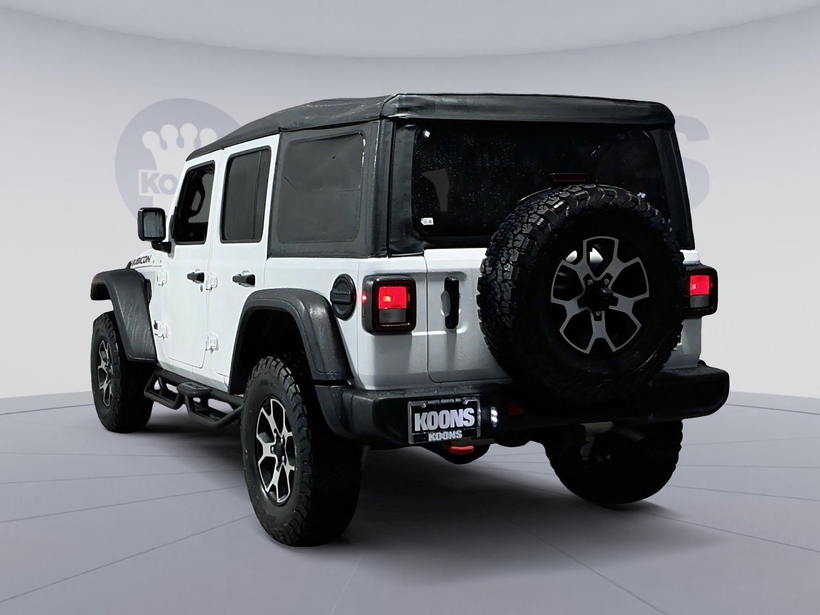 Used 2023 Jeep Wrangler Rubicon w/ Cold Weather Group image 14