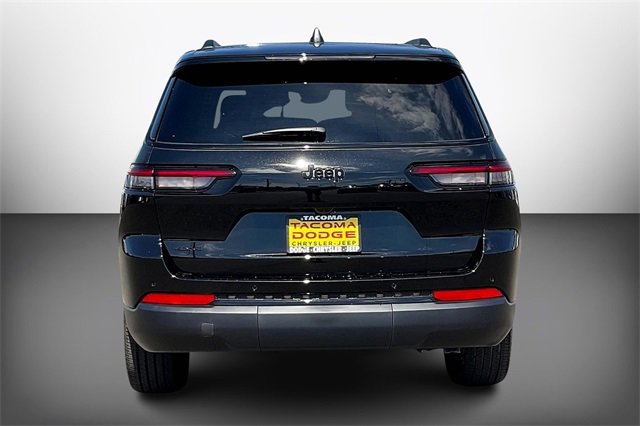 New 2025 Jeep Grand Cherokee L Altitude image 4