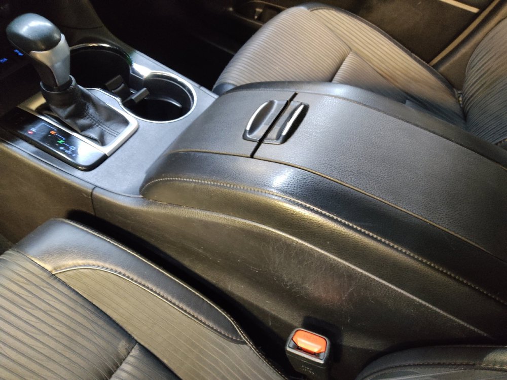 Used 2018 Toyota Highlander Plus w/ Protection Package #3 AWD/4WD image 26