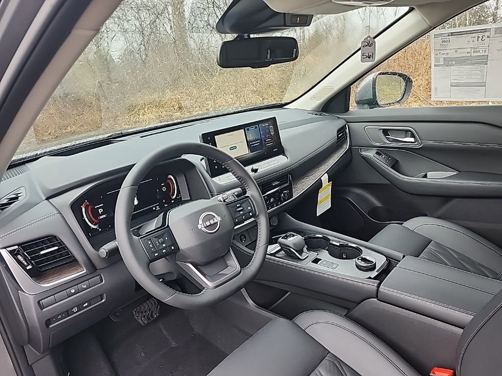 New 2026 Nissan Rogue Platinum w/ Platinum Premium Package image 8