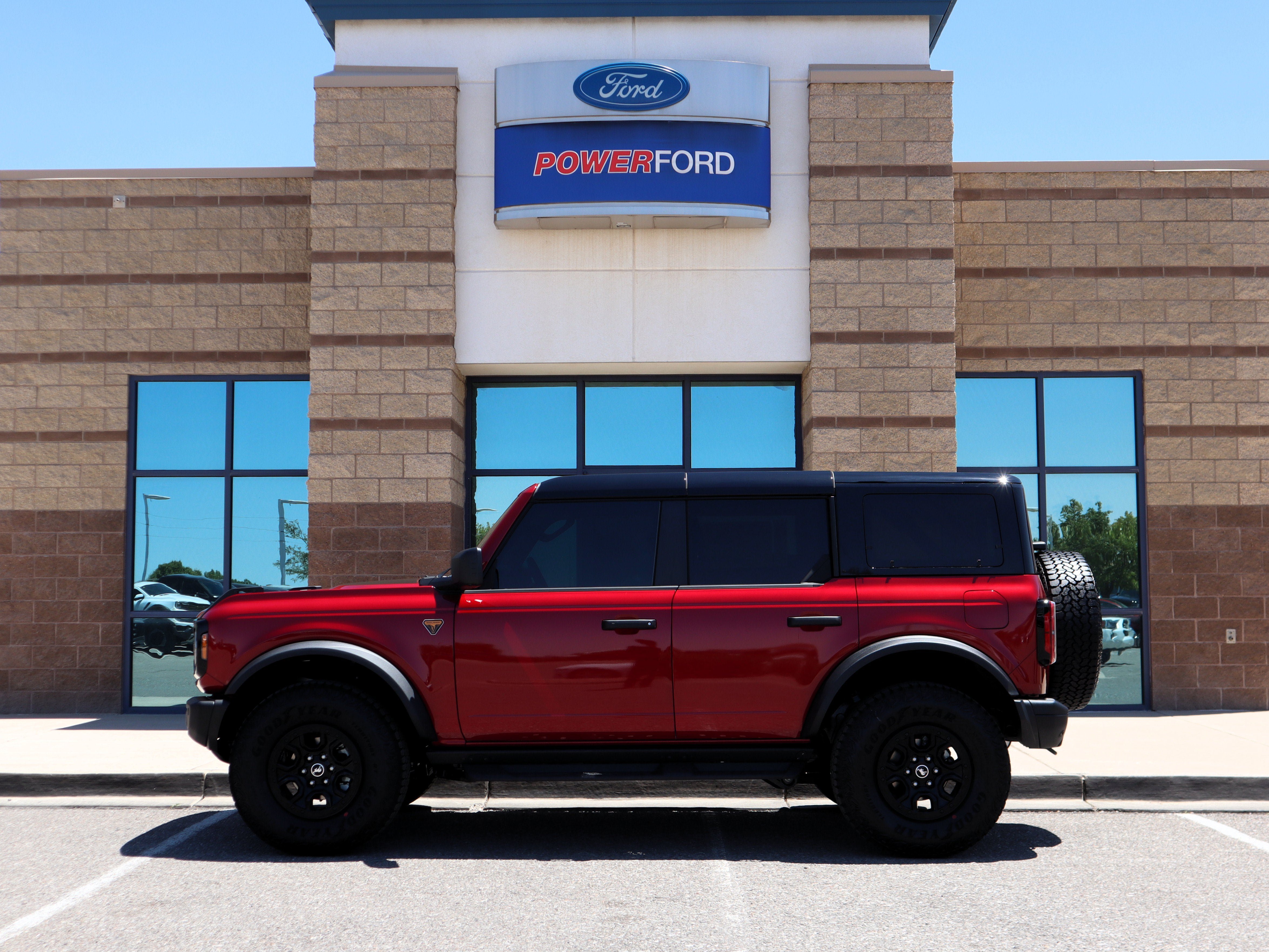 New 2026 Ford Bronco Badlands AWD/4WD image 9