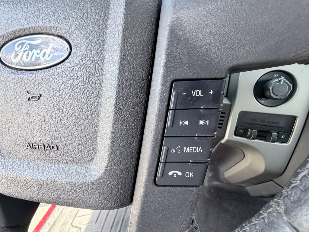 Used 2013 Ford F150 XLT w/ Luxury Equipment Group image 14