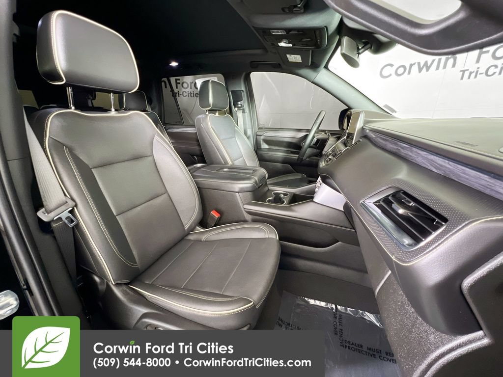 Used 2023 GMC Yukon SLT AWD/4WD image 19