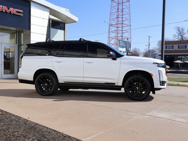 Certified 2021 Cadillac Escalade Sport Platinum image 8