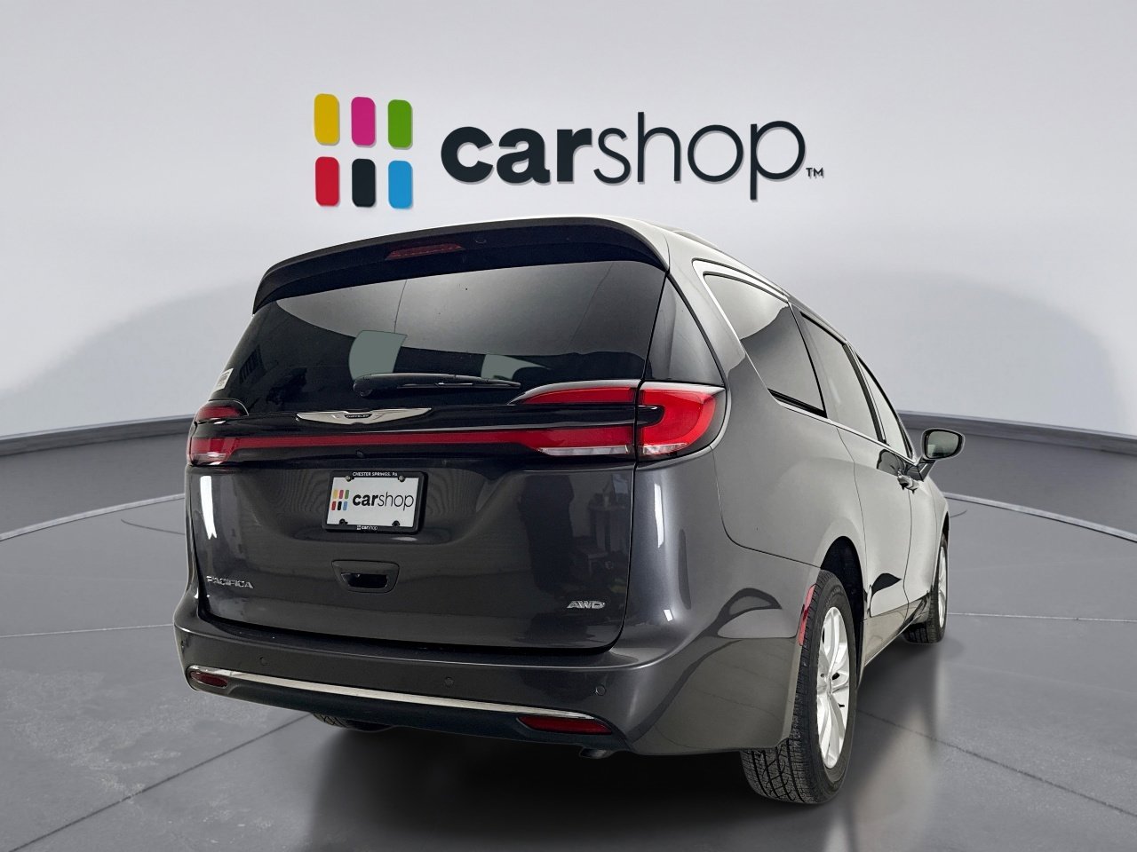 Used 2021 Chrysler Pacifica Touring w/ Cold Weather Group image 5
