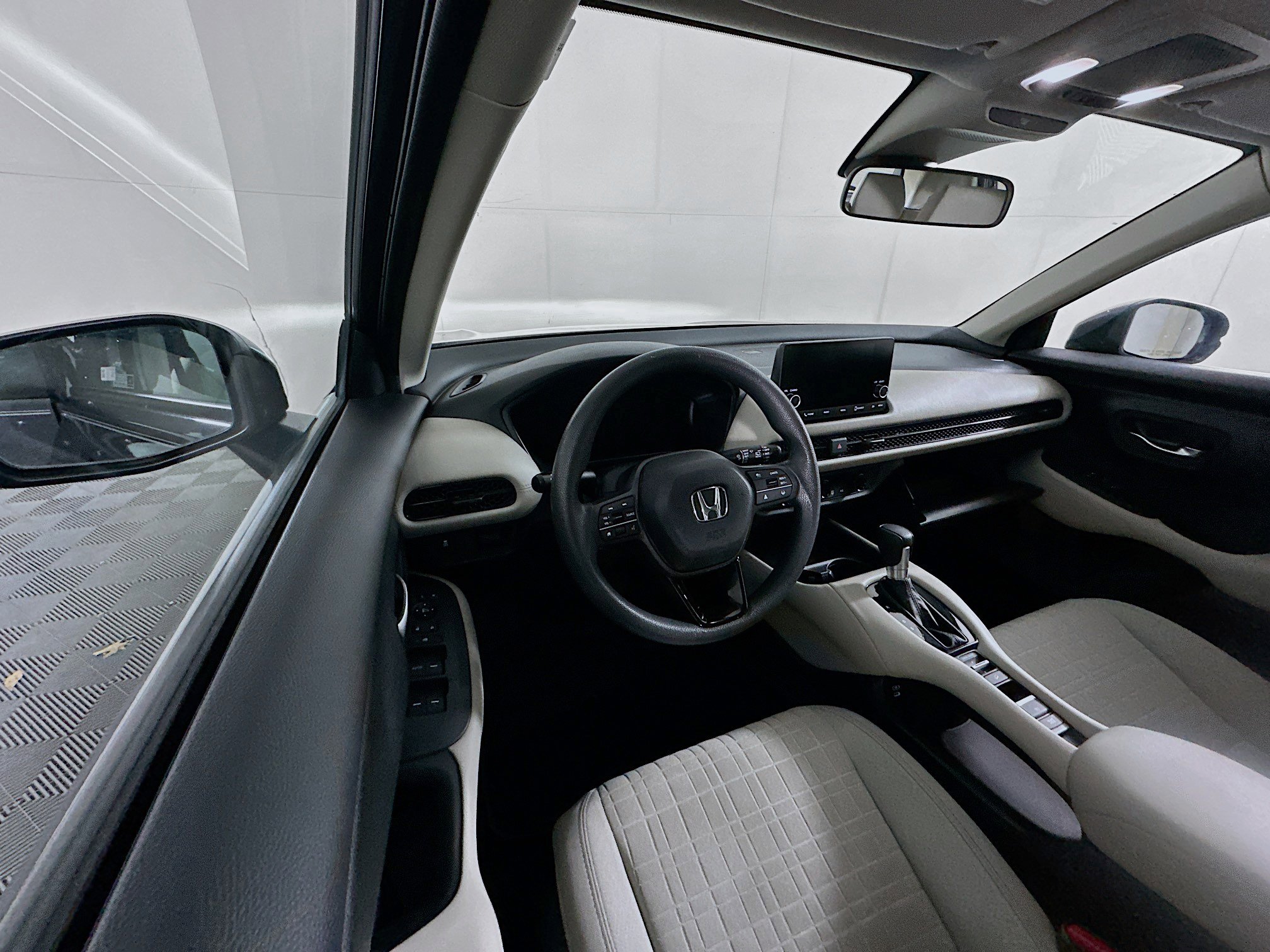 Used 2024 Honda HR-V LX image 18
