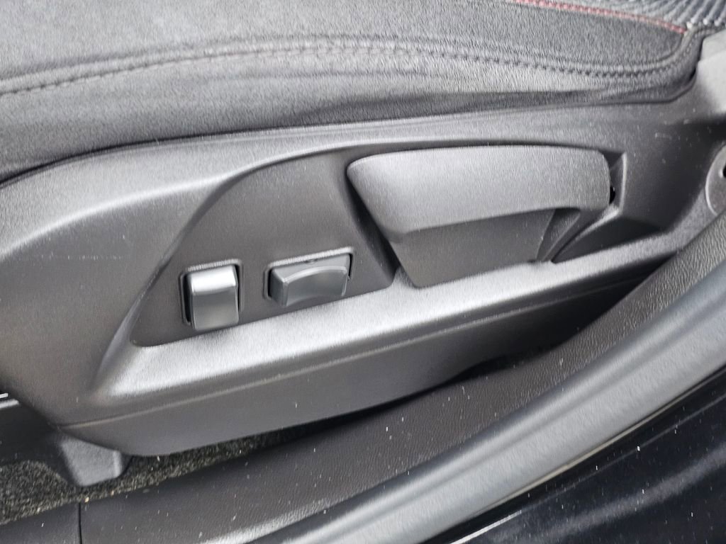 Used 2017 GMC Terrain SLE image 53