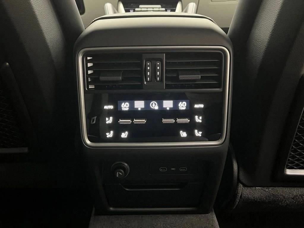 New 2026 Porsche Cayenne S AWD/4WD image 17