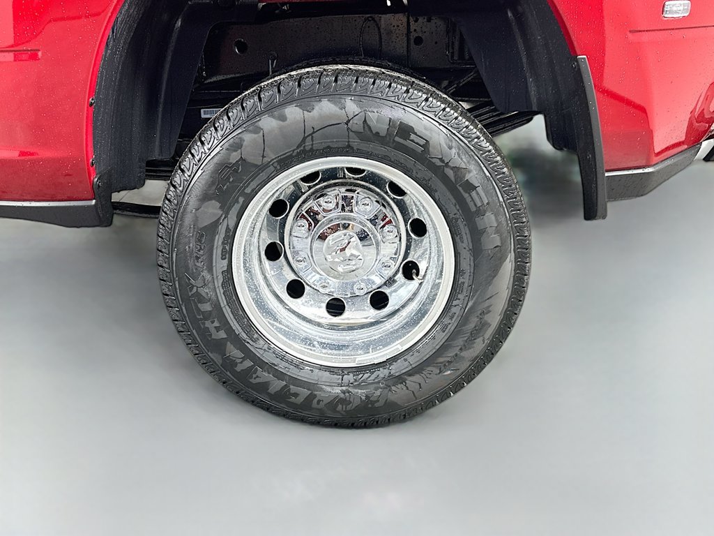 New 2026 RAM 3500 Tradesman AWD/4WD image 17