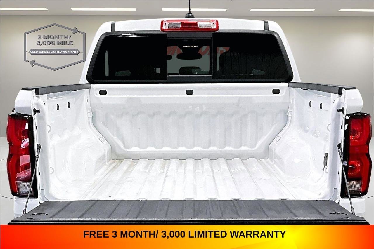 Used 2024 Chevrolet Colorado Z71 w/ Advanced Trailering Package AWD/4WD image 8