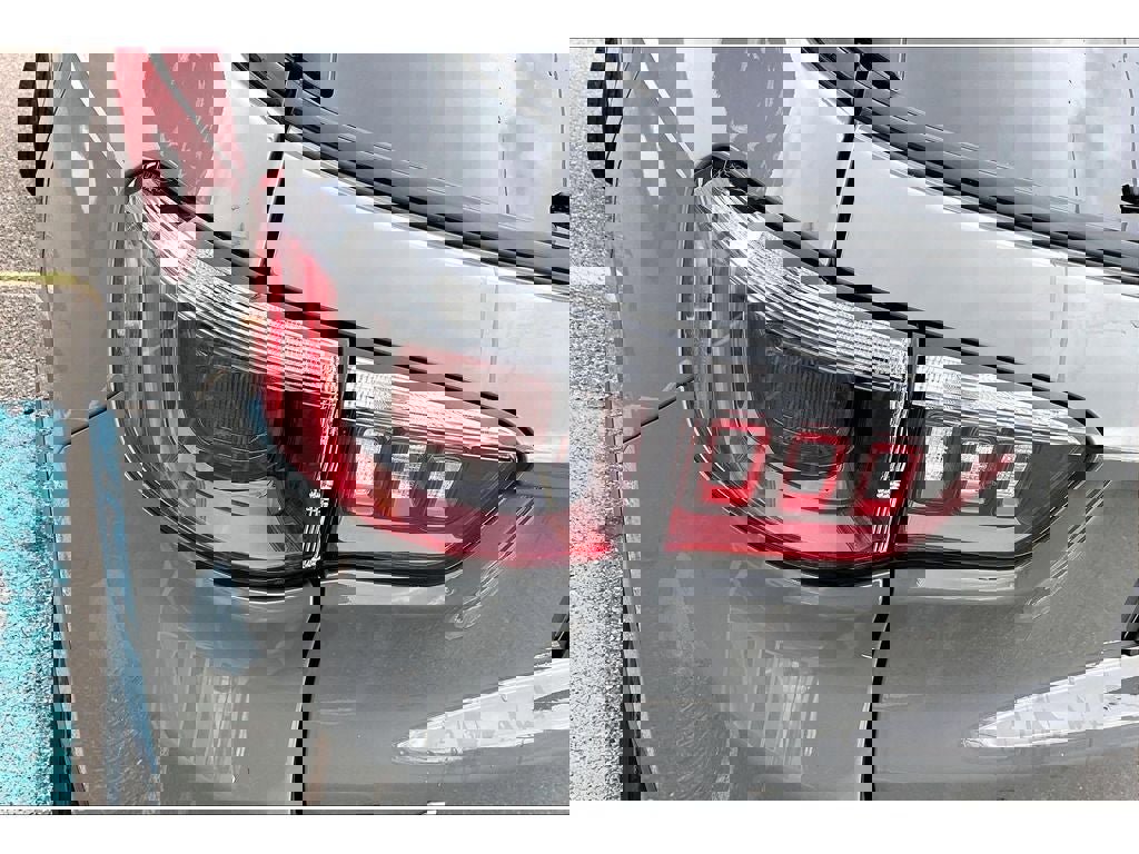 Used 2023 Jeep Compass Trailhawk image 33