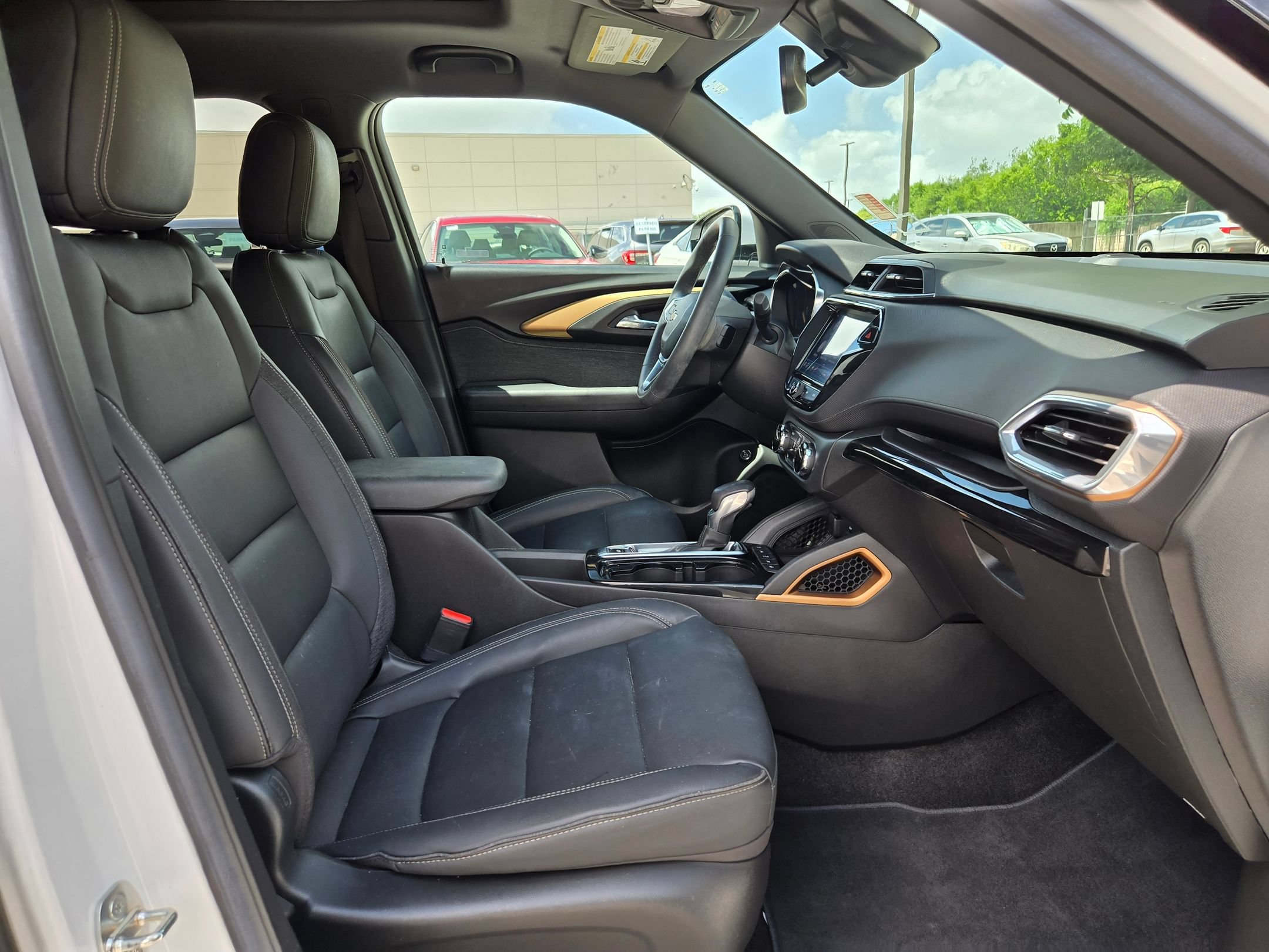 Used 2022 Chevrolet TrailBlazer ACTIV w/ Sun and Liftgate Package FWD image 24