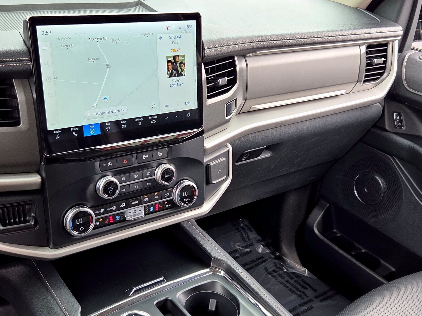 Used 2024 Ford Expedition Max XLT AWD/4WD image 31