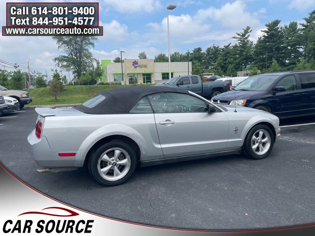 Used 2008 Ford Mustang Premium image 11