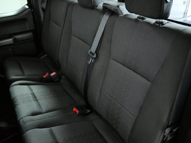 Used 2018 Ford F150 XLT w/ Equipment Group 302A Luxury AWD/4WD image 17