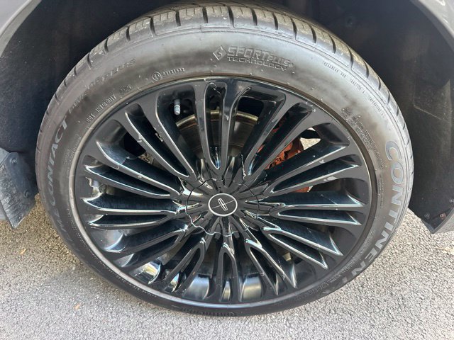 Used 2022 Lincoln Aviator Black Label w/ Dynamic Handling Package AWD/4WD image 33