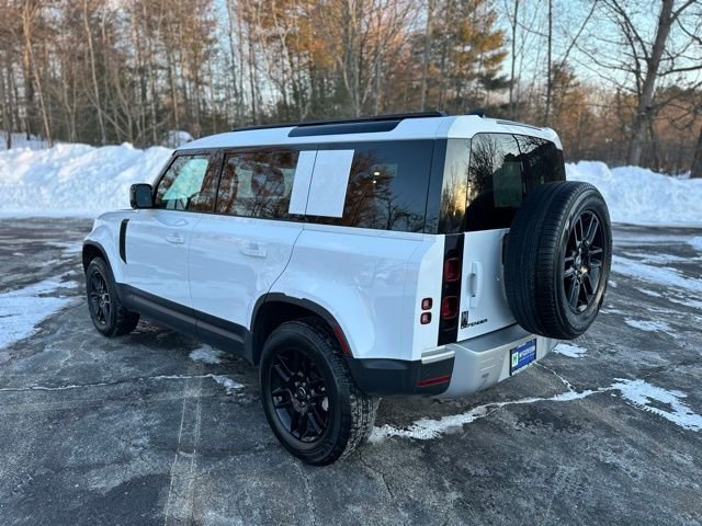Used 2025 Land Rover Defender 110 S image 8