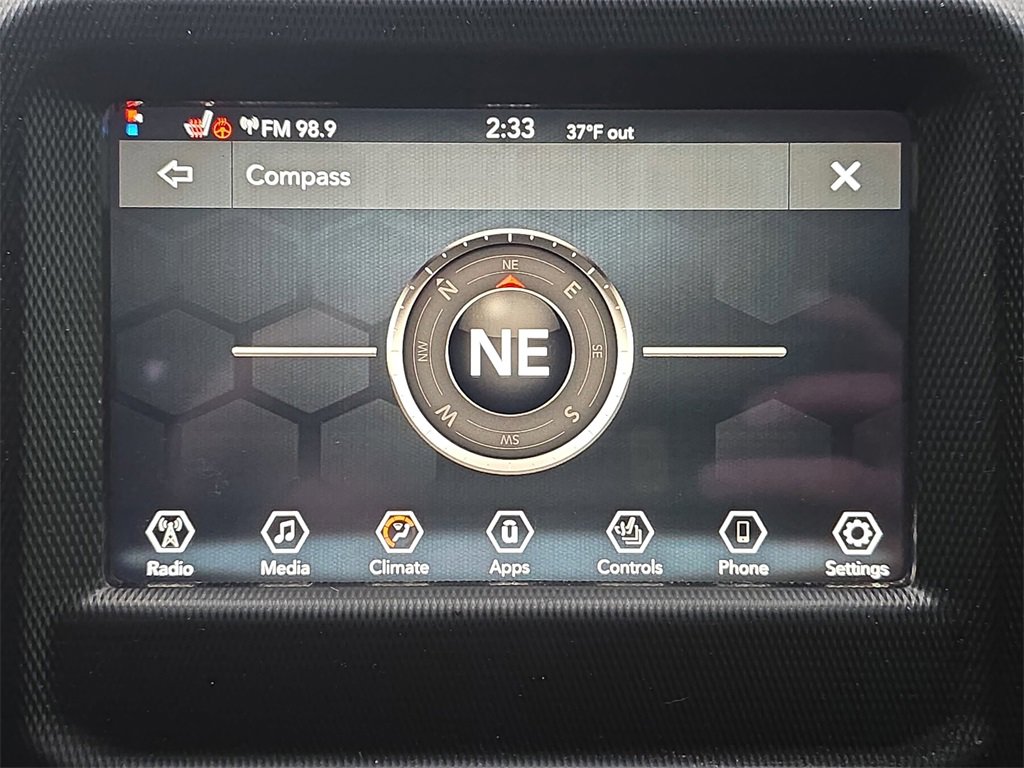 Used 2022 Jeep Gladiator Willys image 24