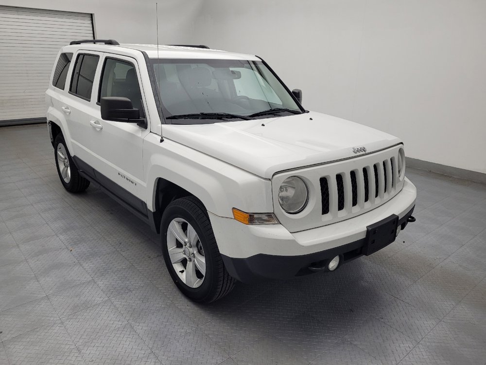 Used 2014 Jeep Patriot Latitude image 13