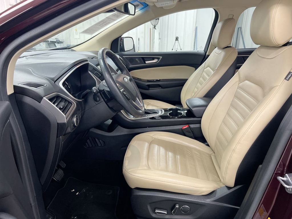 Used 2018 Ford Edge SEL w/ Equipment Group 201A FWD image 20