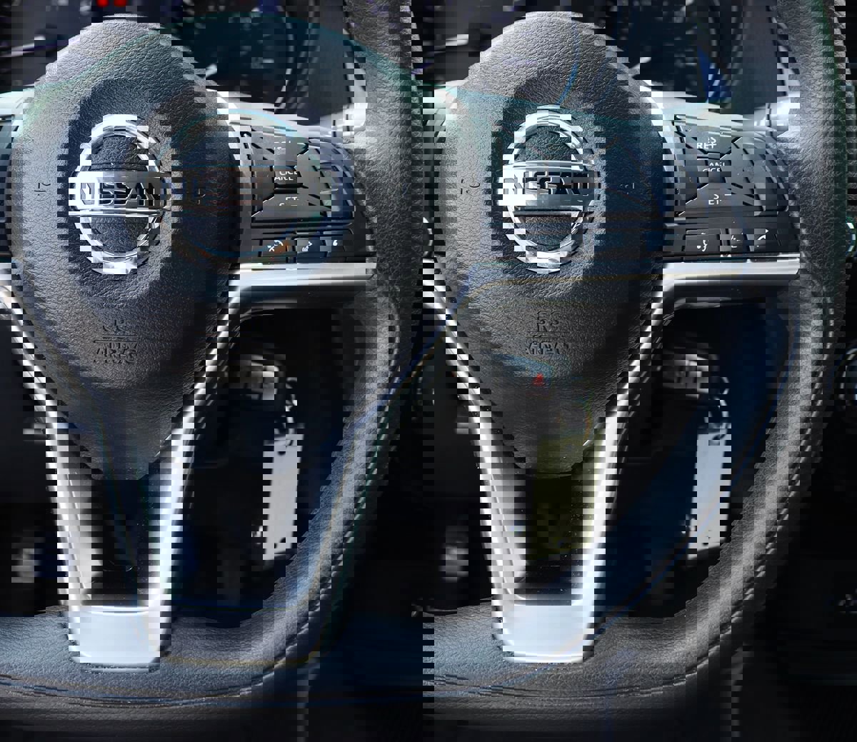 Used 2019 Nissan Rogue S image 52