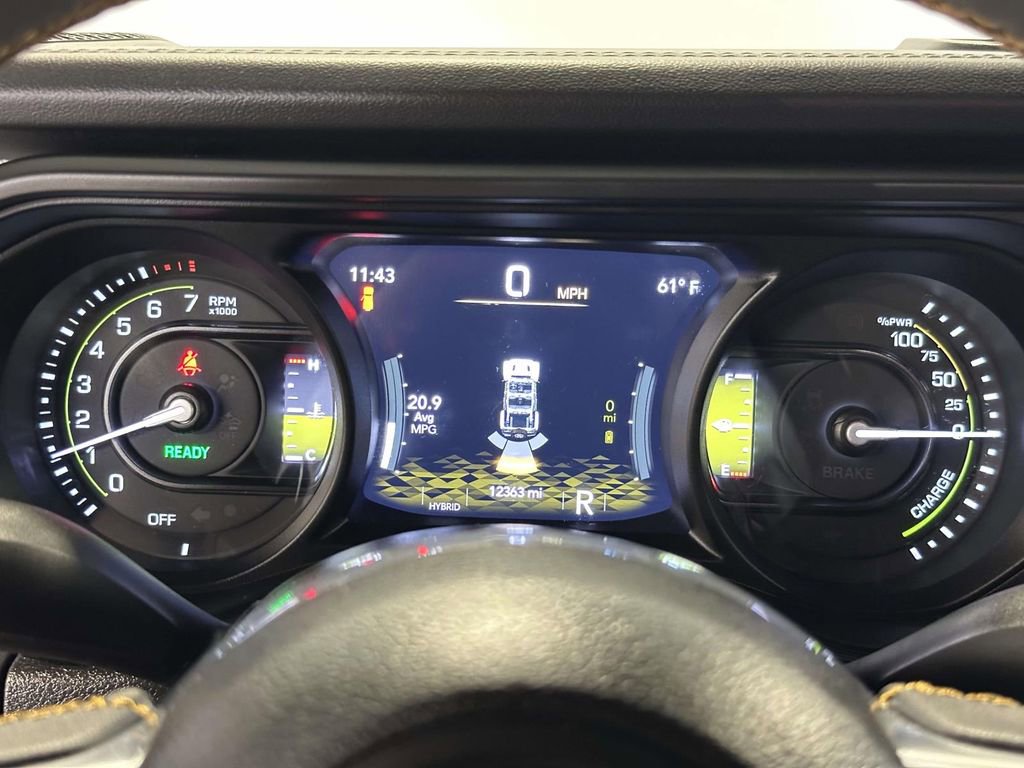 Used 2024 Jeep Wrangler Unlimited Sahara w/ Safety Group image 31