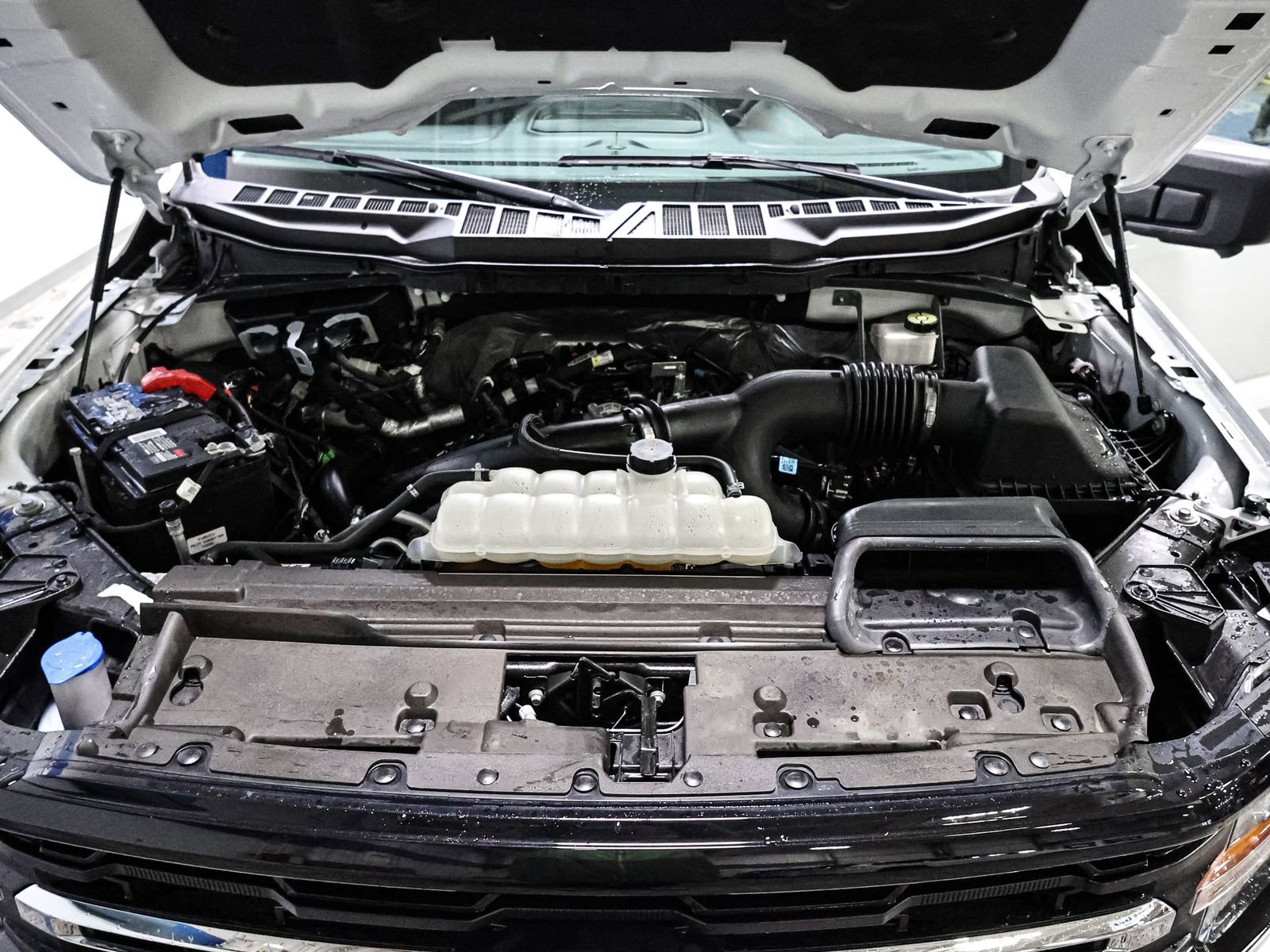 Certified 2024 Ford F150 XLT image 17